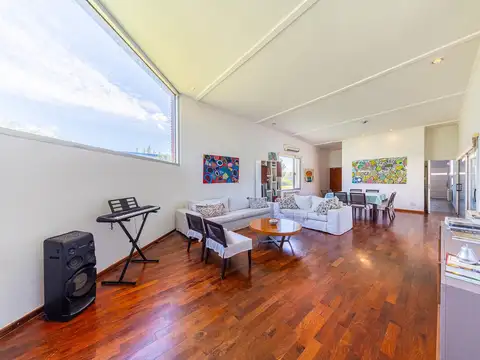 Casa 3 dormitorios - Barrio cerrado Puerto Roldan