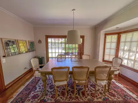 Casa 6 ambientes con 3 baños