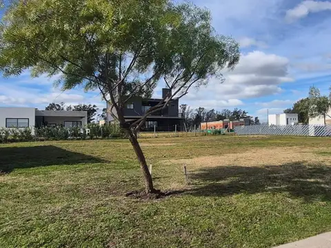 Terreno en Venta en Pilar Del Este, USD 28.000