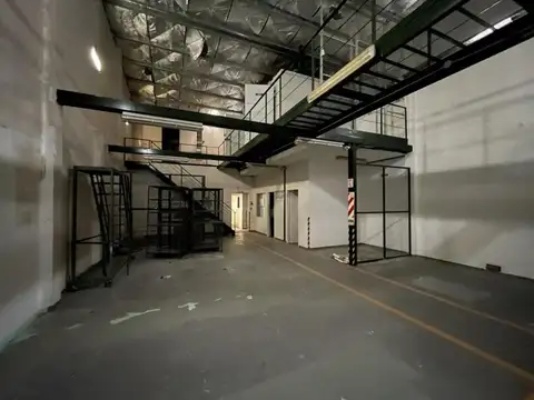 Atanasio Girardot 1400