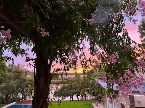 Casa en San Isidro Labrador. Villanueva