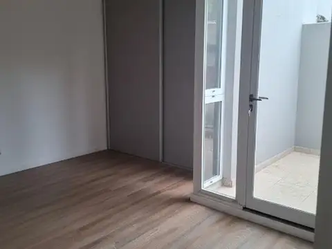 Depto Tipo Casa 4 ambientes con 1 baño