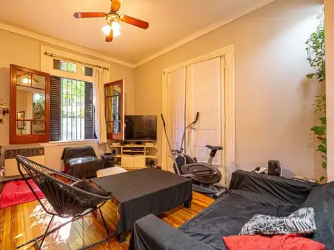 Depto Tipo Casa 4 ambientes con 2 baños