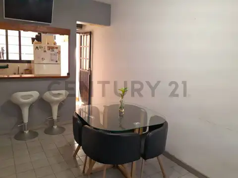 J. del Campillo 1900, Piso 0