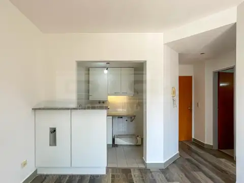 Muy buen Departamento 2 ambientes - Carapachay