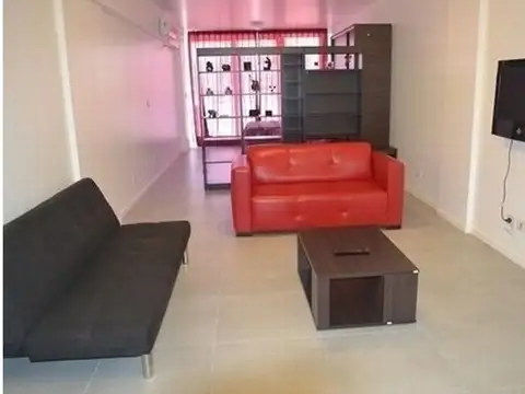 Monoambiente dividido por Congreso con cochera opcional. MUY