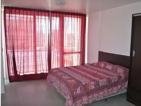 Monoambiente dividido por Congreso con cochera opcional. MUY