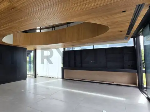 Venta casa a estrenar 6 ambientes con vista al arroyo en Barrio Castaños Nordelta