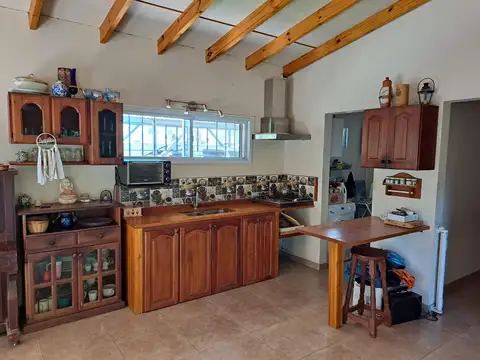 Venta de casaquinta en Barrio Los Viejos Ombues  Florencio Varela. OPORTUNIDAD