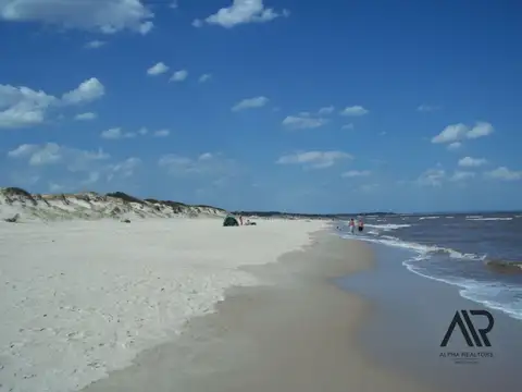 Terreno en venta de 4526m2 ubicado en El Pinar