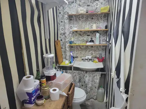 Local en  PB de la Galeria las Brujas en la Horqueta