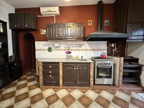 venta chalet 5 ambientes castelar