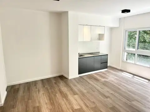 Cabrera 3300, Piso 4