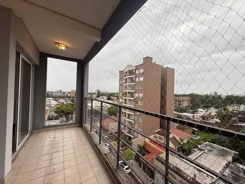 Depto en venta 2 amb con balcón al frente Lanús