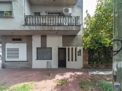 PH 2 amb en venta en Carapachay apto crédito.