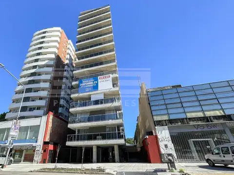 Av.  Maipu 3800 cochera 2 ss 217 Diaz Velez y Debenedetti