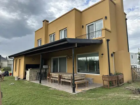 ALQUILER Casa El Cantón Puerto espejo de agua Escobar