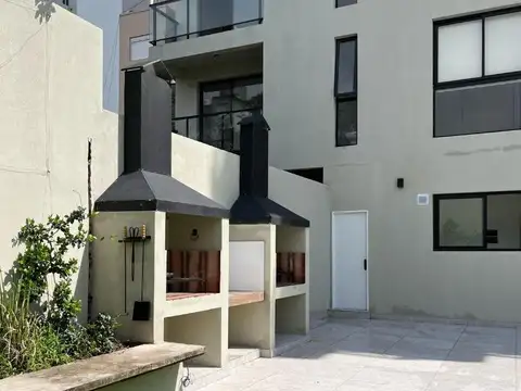 Pergamino 200 , Piso 1