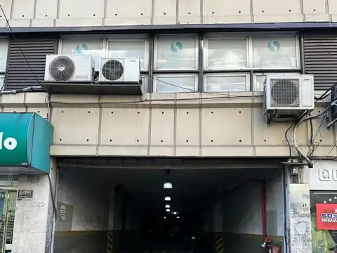 Cochera en Venta Cubierta