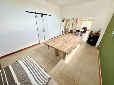 Casa 6 ambientes con 3 baños