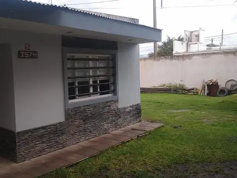 Casa 3 ambientes con 1 baño