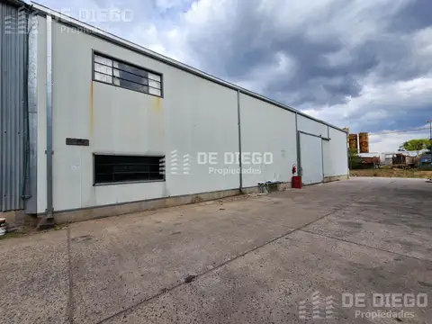 Galpon en Alquiler 29  mts Fondo