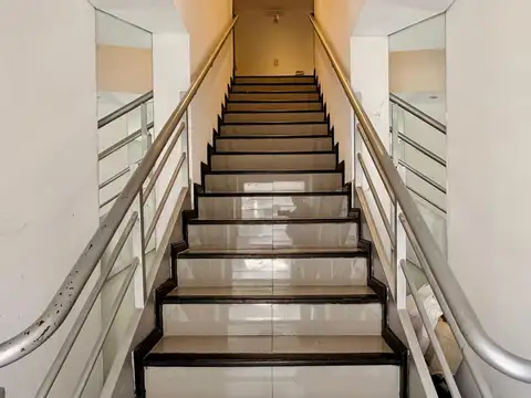 Depto Tipo Casa en Venta de 2 ambientes