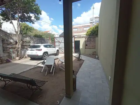 Casa 3 ambientes con 4 baños