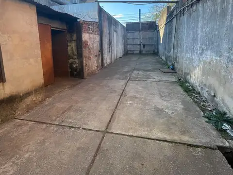 Galpón en alquiler Adrogué