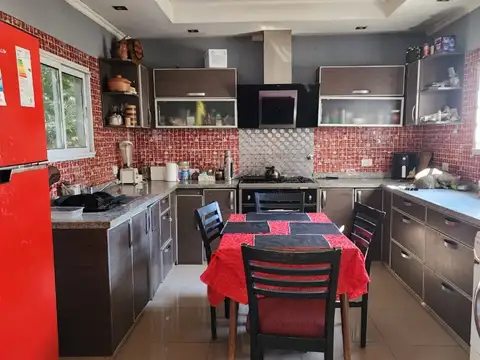 Italia Nº934 e/ Etchegoyen