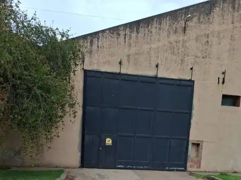 Galpon en Alquiler en Lujan, USD 3