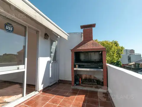 ¡Venta PH 2 Ambientes   quincho, terraza y cochera, Sin Expensas en Saavedra!