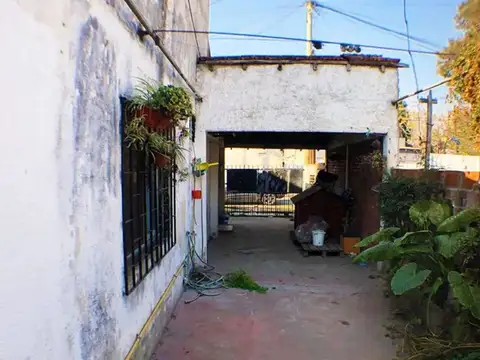 Venta CASA 4 ambientes Villa de Mayo apta credito