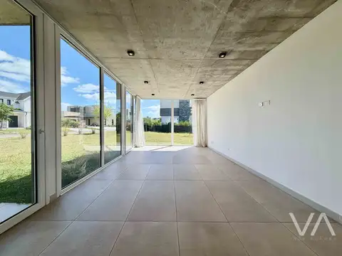 Casa en Alquiler en Rumenco Joven, USD 1.600