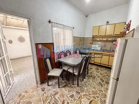 Depto Tipo Casa en Venta de 4 ambientes