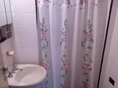 Departamento Planta Baja, 2 ambientes con patio y baulera