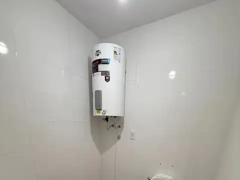 Local en Venta en Villa Luro, USD 330.000