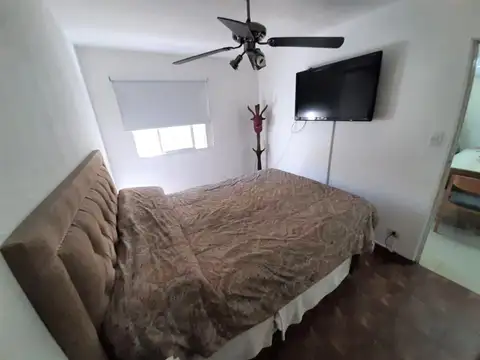 Depto 3 ambientes. Excelente estado.