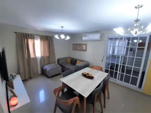 2 De Abril De 1982 6700, Piso 2