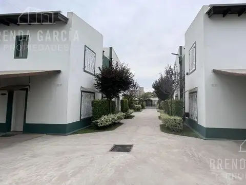 SARMIENTO al 600 COMPLEJO TURISTICO