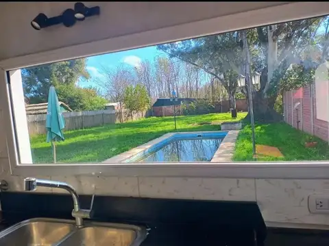 CASA QUINTA C/PILETA 4 AMB GRAL RODRIGUEZ AMPLIAS MAGNITUDES