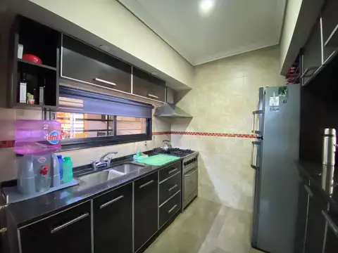 Casa 3 ambientes con 2 baños
