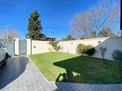 Casa en Venta en Tristan Suarez, USD 150.000