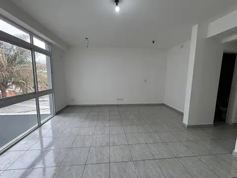 Departamento en Alquiler en Centro, $ 440.000