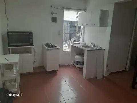 Depto Tipo Casa en Alquiler de 4 ambientes