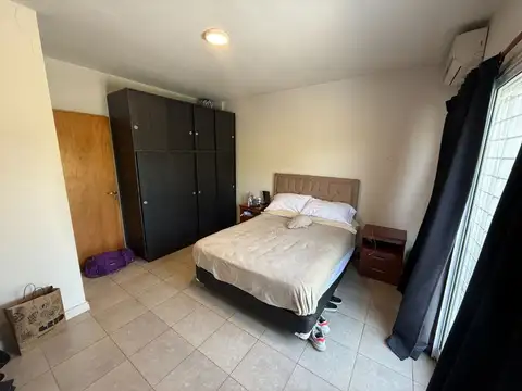 Depto Tipo Casa en Venta con 1 cocheras