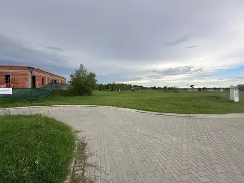 Terreno en Venta en Countries y Barrios Cerrados en Berazategui, USD 69.000