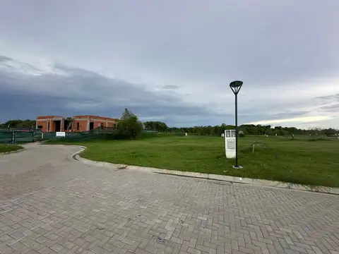 VENTA LOTE INTERNO EN BARRIO ELCANO