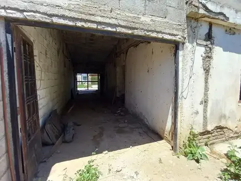 Casa 3 ambientes con 1 baño