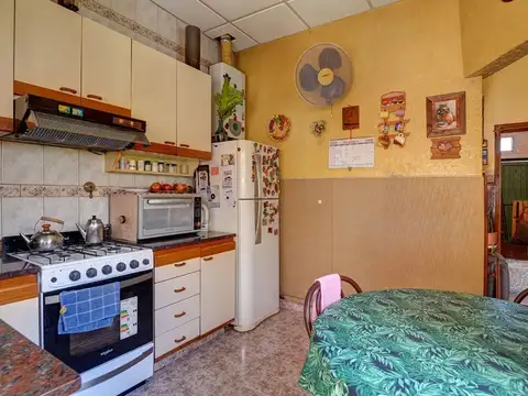 CASA LOTE PROPIO 4 AMB.- VENTA / POMPEYA NORTE